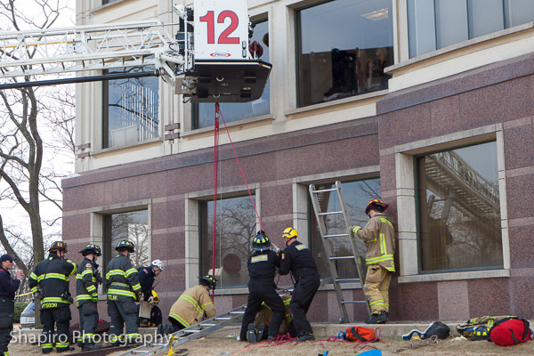 Northbrook FPD technical rescue at 1751 Lake Cook Road in Deerfield 3-18-14 Larry Shapiro shapirophotography.net